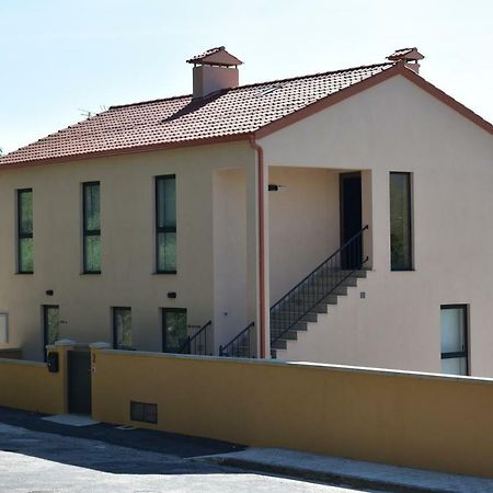 Apartamentos Compostela Lobios Eksteriør bilde